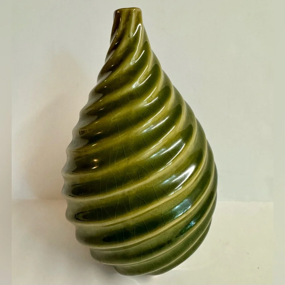 Vintage MCM pottery in earthy sage green swirl vase.Has crazing.